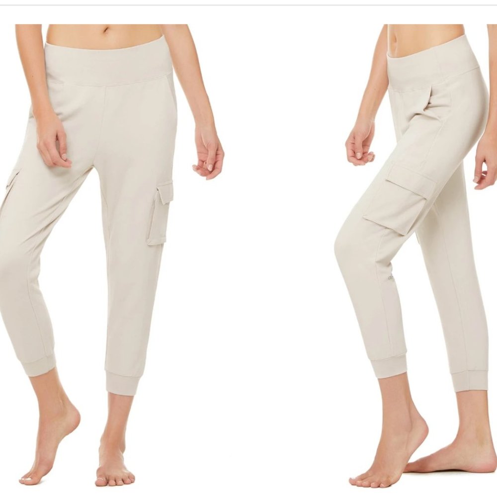 ALO Yoga 7/8 HIGH-WAIST CARGO SWEATPANT